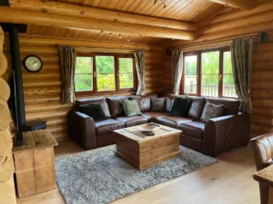Walnut Lodge lounge