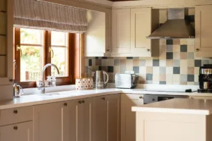 Walnut Lodge kitchen