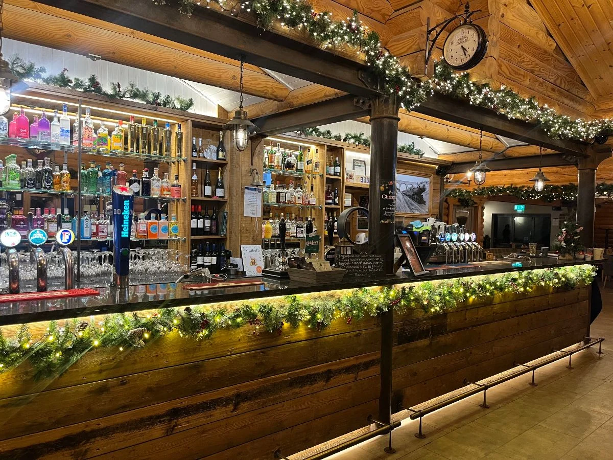 Christmas at the Lakes Bar & Tearoom Christmas Eve and New Year’s Eve